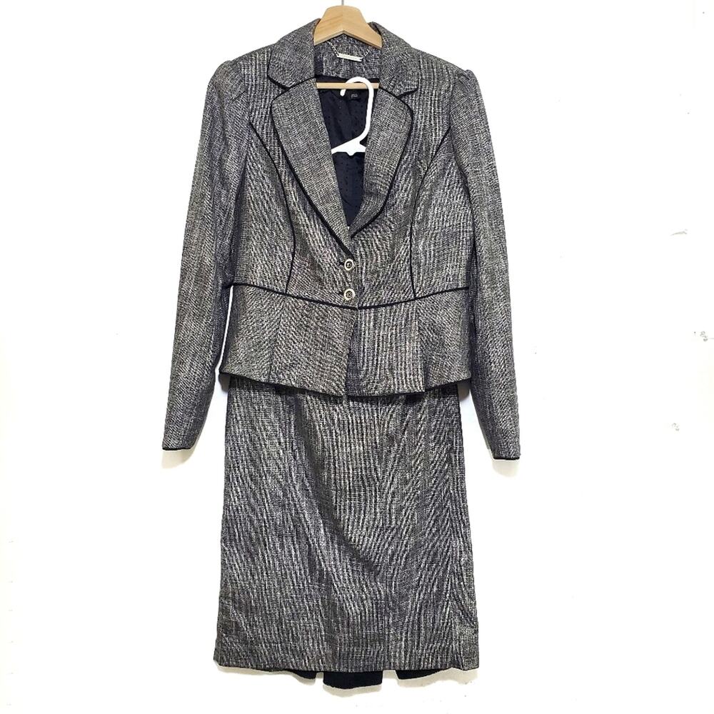 WHBM | 2-Piece Skirt Suit Set Peplum Pleated Jacket Sz 8 - Skirt Sz 2